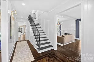 1438 Queens Rd W, Charlotte, NC 28207 - Photo 8