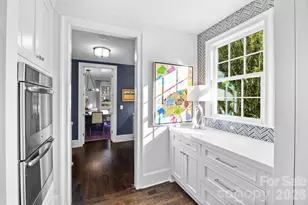 1438 Queens Rd W, Charlotte, NC 28207 - Photo 14