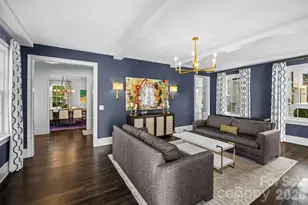 1438 Queens Rd W, Charlotte, NC 28207 - Photo 10