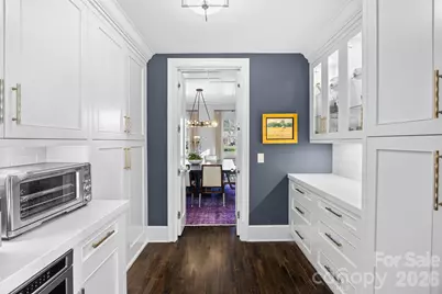 1438 Queens Road W, Charlotte, NC 28207 - Photo 14