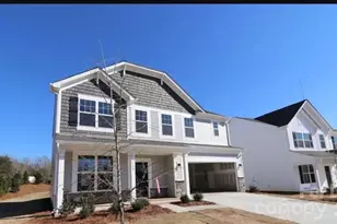 7104 Wheyfield Dr, Charlotte, NC 28215 - Photo 2