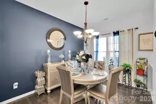 2527 Courtland Dr, Clover, SC 29710 - Photo 6