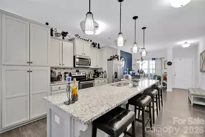 2527 Courtland Drive, Clover, SC 29710 - Photo 8