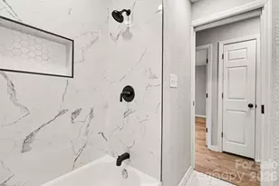 2534 Druid Hls Wy, Charlotte, NC 28206 - Photo 14