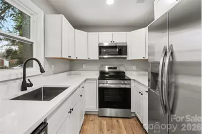 2534 Druid Hills Way, Charlotte, NC 28206 - Photo 12