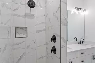 1529 Beckwith Pl, Charlotte, NC 28205 - Photo 12