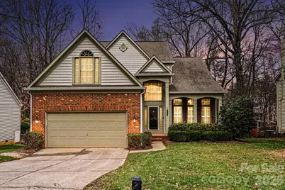 5805 Swanston Drive, Charlotte, NC 28269 - Photo 2