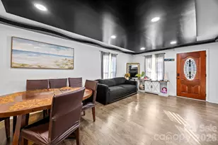 332 Dunlap St, Lancaster, SC 29720 - Photo 6