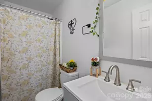 332 Dunlap St, Lancaster, SC 29720 - Photo 10