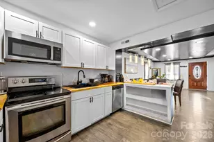 332 Dunlap St, Lancaster, SC 29720 - Photo 4