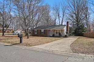 2728 Studley Rd, Charlotte, NC 28212 - Photo 2