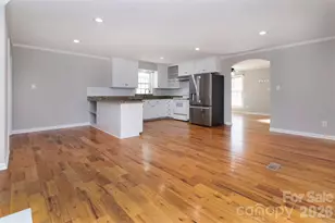 6515 Farmway Pl, Charlotte, NC 28215 - Photo 4