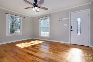 6515 Farmway Pl, Charlotte, NC 28215 - Photo 2