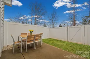 554 Dorman St, Belmont, NC 28012 - Photo 18