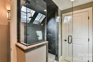 37 Buchanan Pl, Asheville, NC 28801 - Photo 24