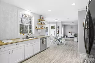 2316 Wineberry Ct, Matthews, NC 28105 - Photo 6