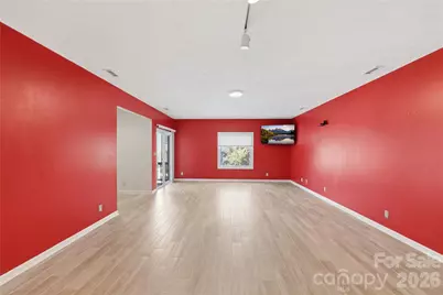 17 Driver Court, Hendersonville, NC 28739 - Photo 12