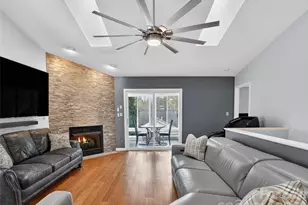 17 Driver Ct, Hendersonville, NC 28739 - Photo 2