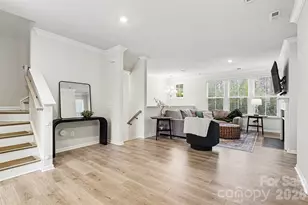 7017 Running Spg Dr, Charlotte, NC 28205 - Photo 14