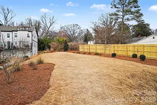 7017 Running Spg Dr, Charlotte, NC 28205 - Photo 26