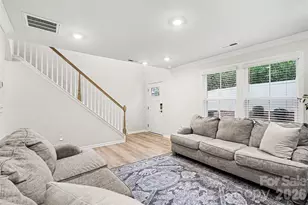 7017 Running Spg Dr, Charlotte, NC 28205 - Photo 10