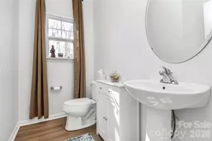 10303 Bunclody Dr, Charlotte, NC 28213 - Photo 18