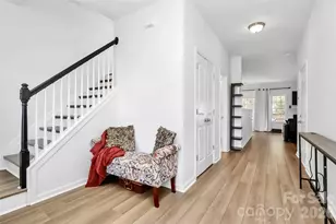 10303 Bunclody Dr, Charlotte, NC 28213 - Photo 6