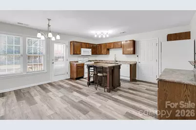 10018 Meadowmead Court, Charlotte, NC 28273 - Photo 6