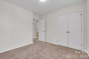 10018 Meadowmead Ct, Charlotte, NC 28273 - Photo 16