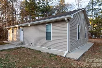 138 Pacific Drive, Statesville, NC 28677 - Photo 1