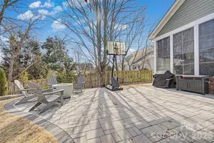 1044 Hunters Run Dr, Tega Cay, SC 29708 - Photo 28