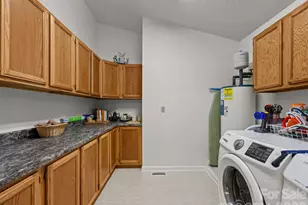 54 Mt Carmel Dr, Asheville, NC 28806 - Photo 20