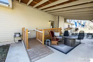 54 Mt Carmel Dr, Asheville, NC 28806 - Photo 6