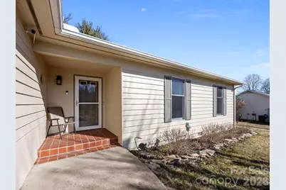 54 Mt Carmel Drive, Asheville, NC 28806 - Photo 8