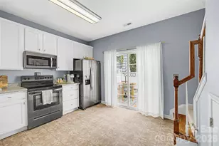 122 Chimney Rock Ln, Fort Mill, SC 29708 - Photo 8