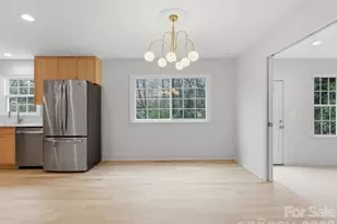 6148 Wheeler Dr, Charlotte, NC 28211 - Photo 16