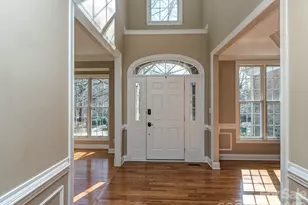 614 Ashgrove Ln, Charlotte, NC 28270 - Photo 2