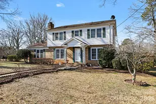 1287 Queensgate St, Gastonia, NC 28054 - Photo 2