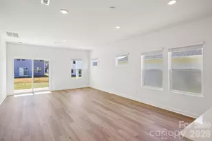 1419 Blue Jay St, Newton, NC 28658 - Photo 2