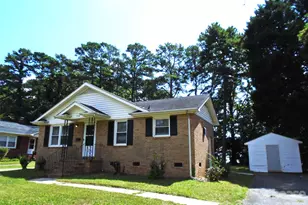 1500 Woodhill Ln, Charlotte, NC 28205 - Photo 2