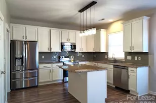 12444 Caracara Ct, Charlotte, NC 28278 - Photo 4