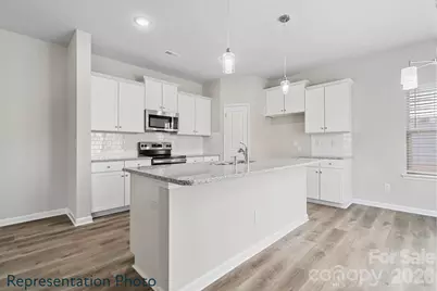 208 Roxanna Court, Shelby, NC 28152 - Photo 4