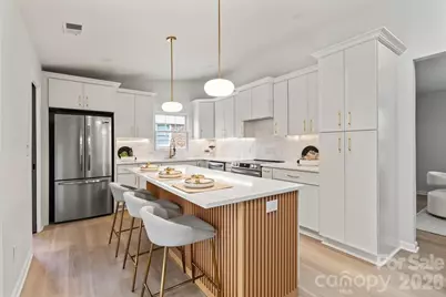 6900 Valley Haven Drive, Charlotte, NC 28211 - Photo 8