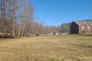 1638 Bess Town Rd, Bessemer City, NC 28016 - Photo 2