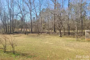 1638 Bess Town Rd, Bessemer City, NC 28016 - Photo 4