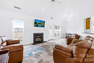 2204 River Chase Dr, Monroe, NC 28110 - Photo 4