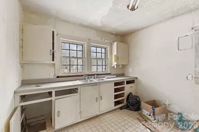 511 Raeford Avenue, Lexington, NC 27292 - Photo 4