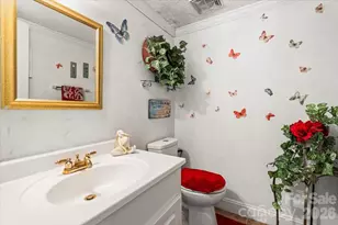 6123 Honeysuckle Ln, Charlotte, NC 28212 - Photo 26