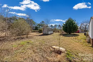 1696 Molly Cir, York, SC 29745 - Photo 20