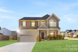 2342 Bloomfield Dr, Kannapolis, NC 28081 - Photo 2